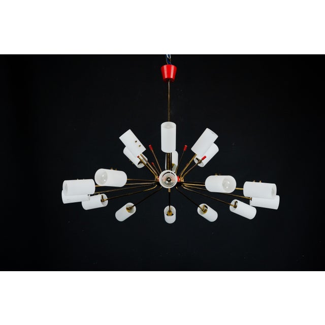 Gold Large Mid-Century 18-Arms Chandelier in the manner of Arredoluce, Italy, 1950s For Sale - Image 8 of 12