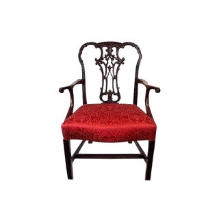 Late 18th Century Vintage English Georg III Carved Mahogany Armchair For Sale