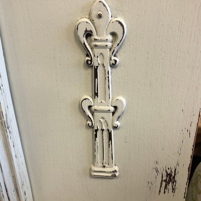 1920s 1920s Antique Hand Carved German Trunk For Sale - Image 5 of 13