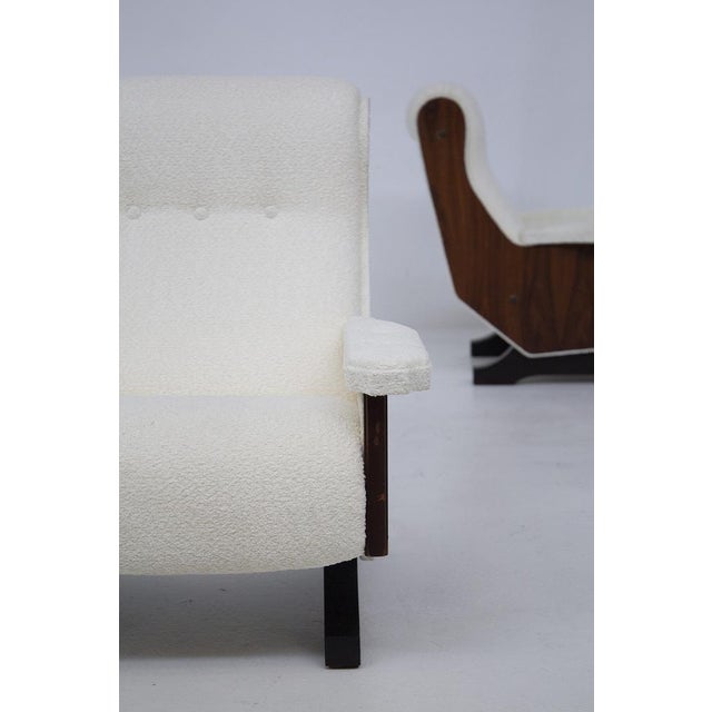 Set of Vintage Italian Walnut Wood and Boucle Armchairs, 1960 For Sale - Image 11 of 13