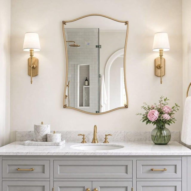 Lovely Elegant Mirror For Sale - Image 4 of 8