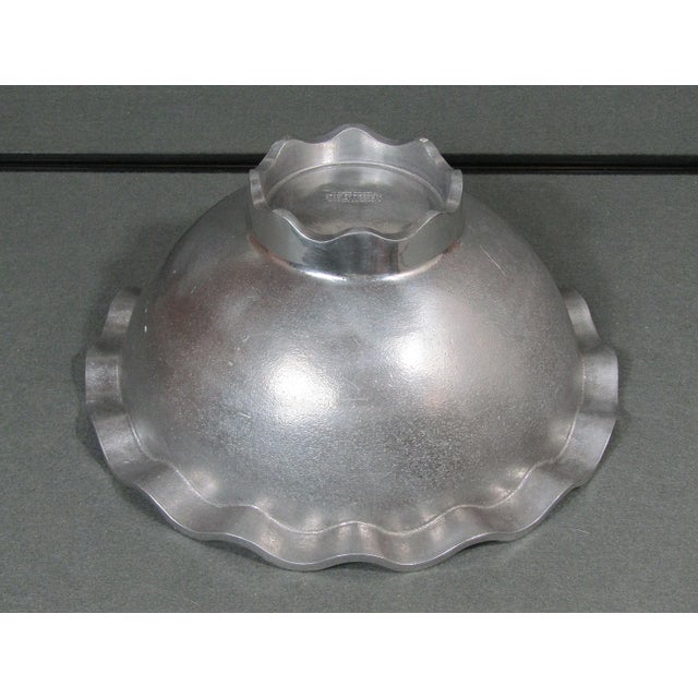 1980s Stanley Tigerman for Swid Powell Wavy Rim Footed Aluminum Bowl, 12" Postmodern Centerpiece For Sale In Austin - Image 6 of 8