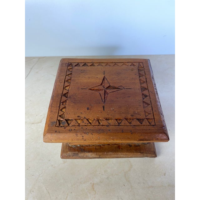 Vintage Hand-Carved Wood Folk Art Lidded Box With Star Motif For Sale In Seattle - Image 6 of 12