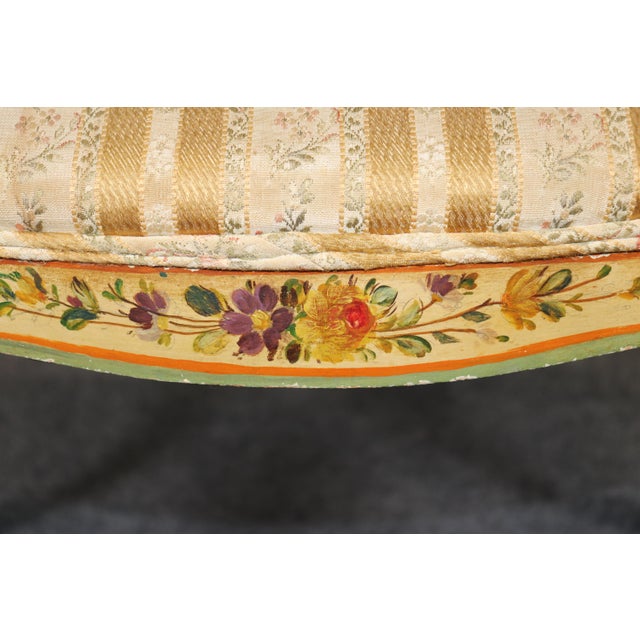 Paint 1940s Fine Venetian Paint Decorated Italian Foot Stool or Ladies Vanity Bench For Sale - Image 7 of 10