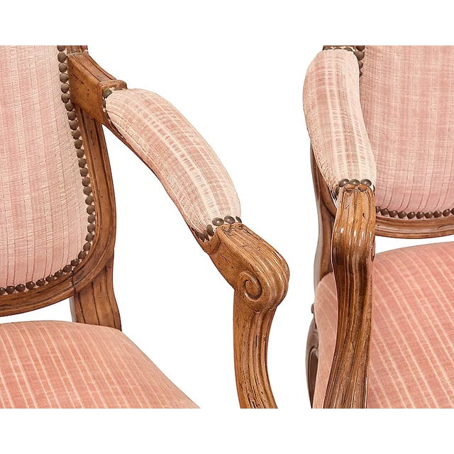 1990s Pair of Rose Tarlow Melrose House Louis XV Walnut Fauteuil Arm Chairs For Sale - Image 5 of 7