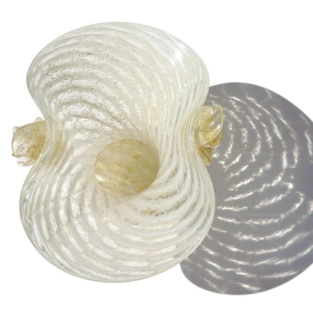 Mid 20th Century Vintage Murano Gold Flecks White Swirl Italian Art Deco Style Glass Applied Flowers Fan Shape Vase For Sale - Image 5 of 10