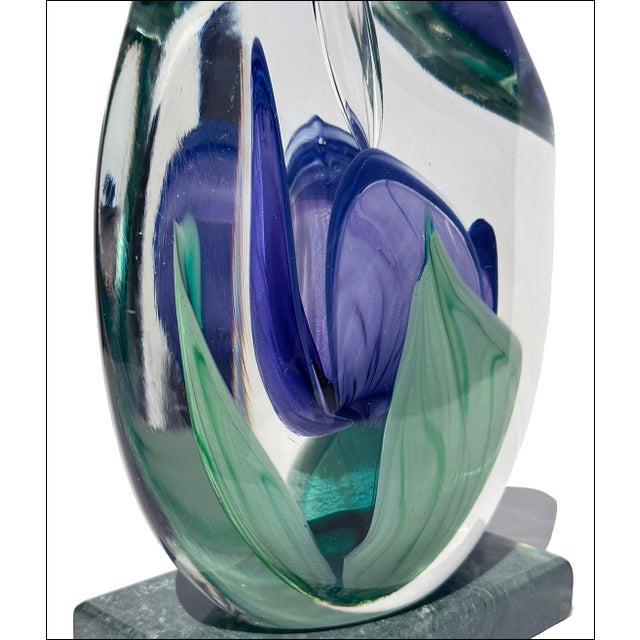 Signed Studio Art Glass Crimp Tulip Teardrop Sculpture For Sale In New York - Image 6 of 9