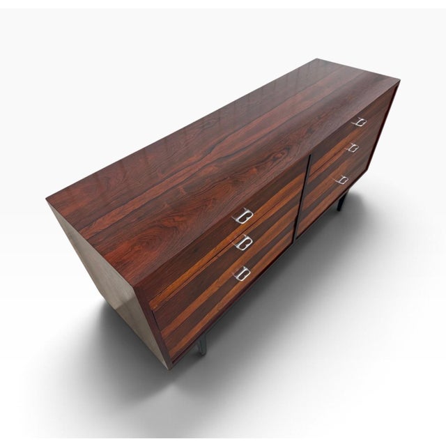 Mid-Century Danish Modern Rosewood Dresser - Refinished! For Sale - Image 4 of 9
