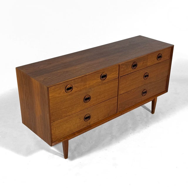 Jack Cartwright 8-Drawer Dresser by Founders Furniture For Sale In Chicago - Image 6 of 10