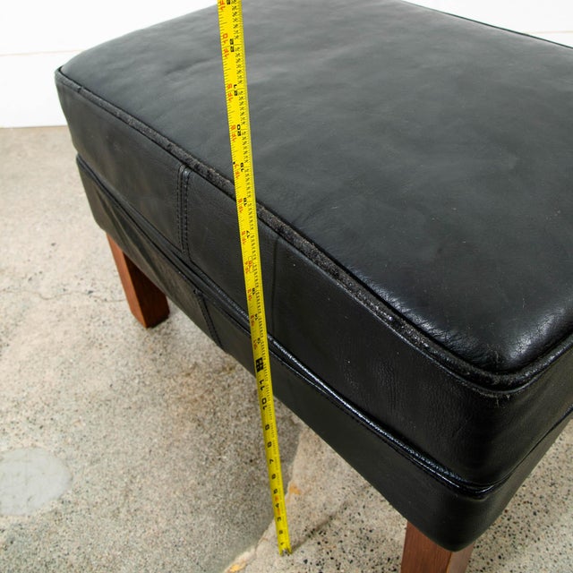 1960s Mid Century Danish Modern Ottoman Footstool Wood Black Leather Cushion MCM For Sale - Image 10 of 11