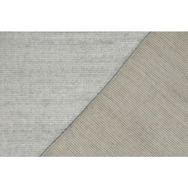 Textile 2010s Rug & Kilim’s Plain Modern Rug in Solid Silver-Gray Tone-On-Tone For Sale - Image 7 of 9