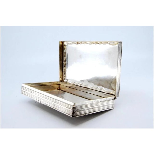 Silver Plain Silver Snuffbox with Engraved Equestrian Scene For Sale - Image 8 of 11