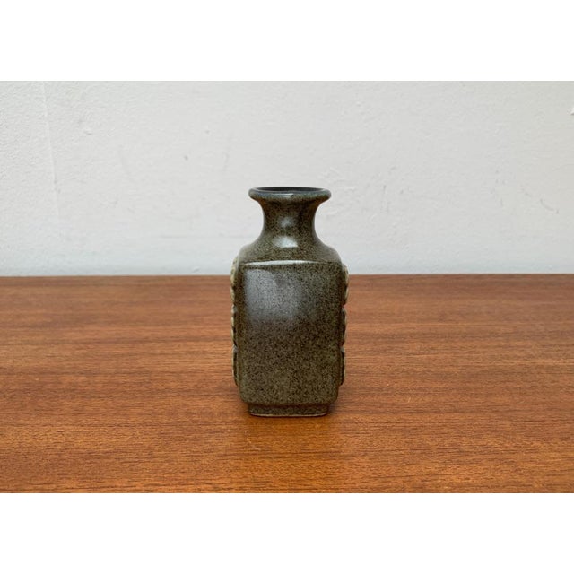 Small Mid-Century East German GDR Pottery Vase from VEB Haldensleben, 1960s For Sale - Image 5 of 17