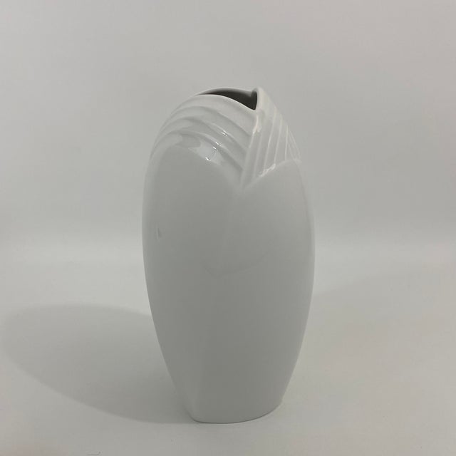 1960s Germany Meissen Weifs White Porcelain Vase For Sale - Image 5 of 13