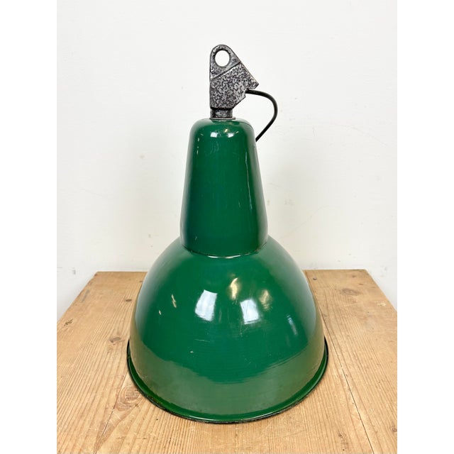 Industrial Green Enamel Factory Lamp with Cast Iron Top, 1960s For Sale - Image 14 of 17