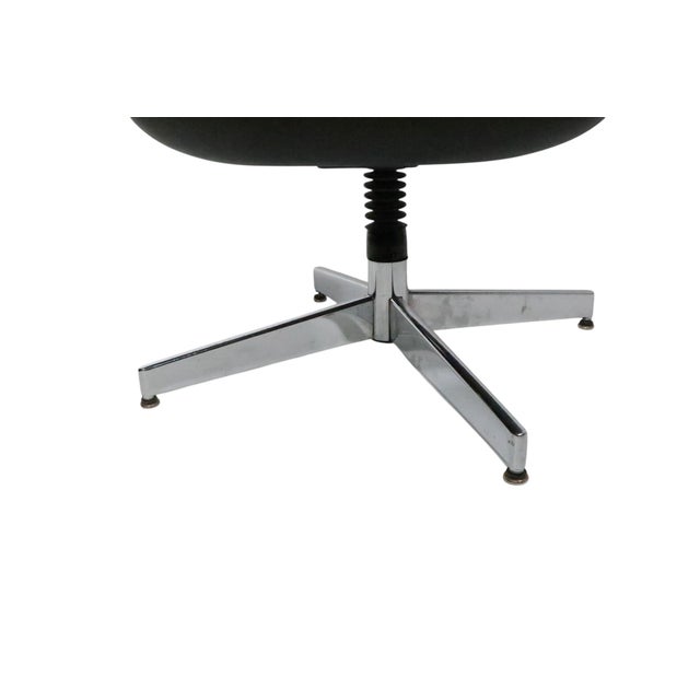 Vintage Swivel Office Chair by Hon After Pollock for Knoll Circa 1970s For Sale - Image 9 of 12