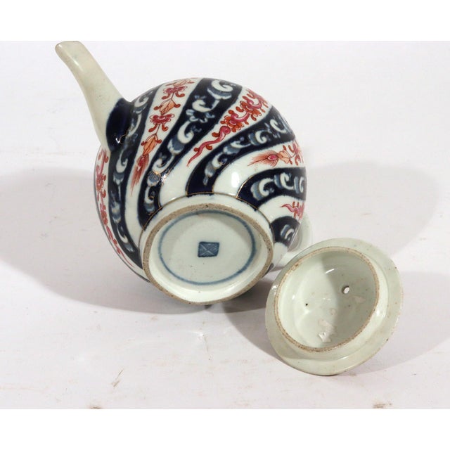 First Period Worcester Porcelain Queen Charlotte Pattern Teapot & Cover For Sale - Image 10 of 12