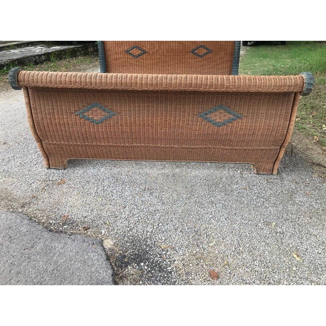 Mid-1950s Sleigh Day Bed / Queen in Natural Rattan Decorated With Blue and Brown For Sale - Image 4 of 7