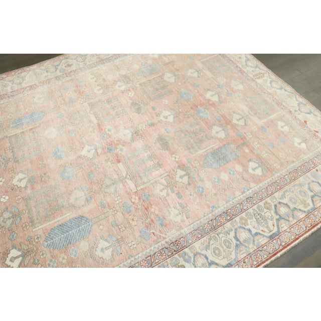 Early 20th Century Soft Pink Persian Heriz Rug no. j5321 For Sale - Image 5 of 10