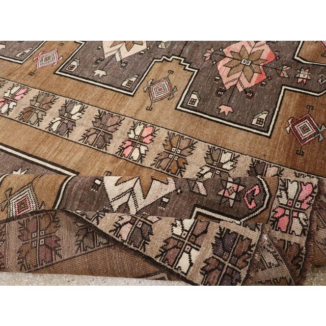 Galerie Shabab Collection Mid-20th Century Turkish Anatolian Room Size Carpet For Sale - Image 9 of 10