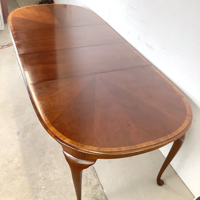 Hickory Chair Furniture Company Queen Anne Mahogany Oval Extension Dining Table, Hickory Chair Company “James River Collection” For Sale - Image 4 of 18