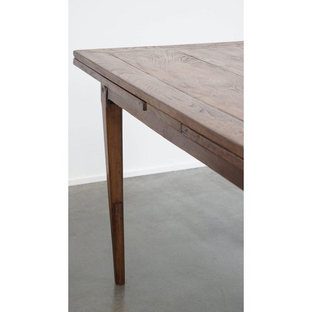 Antique English Extendable Dining Table in Elm and Cherrywood For Sale - Image 13 of 18