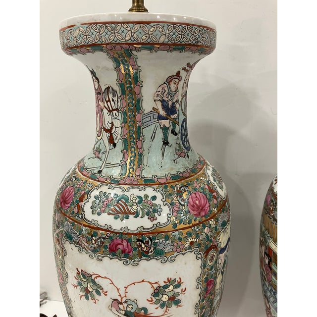 White Pair of 1980s Hand Painted Chinese Lamps For Sale - Image 8 of 12