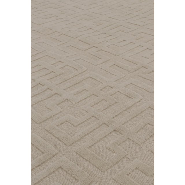 Late 20th Century Contemporary High-Low Sculpted Greek Fret Wool Mohair Rug by Rug & Kilim, India For Sale - Image 5 of 10