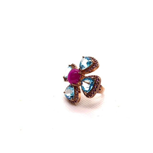 Bochic "Capri" Vintage Ruby, Amethyst & Blue Topaz Ring Set In 18K Gold & Silver For Sale - Image 18 of 18