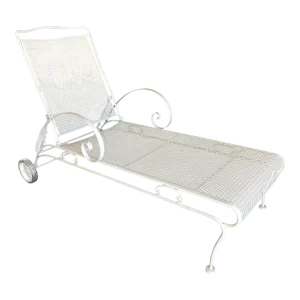Mid-Century Iron Mesh Outdoor/Patio Chaise Lounge by Woodard, 2 Available