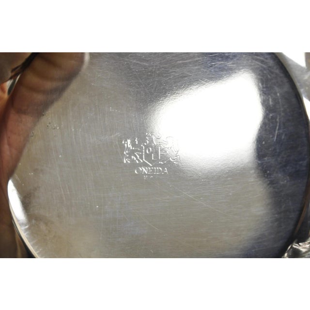 Vintage Oneida Victorian Silver Plated Ice Lip Footed Lemonade Water Pitcher For Sale - Image 12 of 13