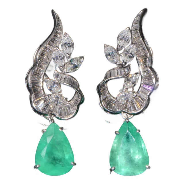 GIA Natural 23.23CTS VS F Diamond Colombian Emerald 18K Gold 900 Platinum 2-IN-1 Cluster Dangle Earrings, A Pair For Sale