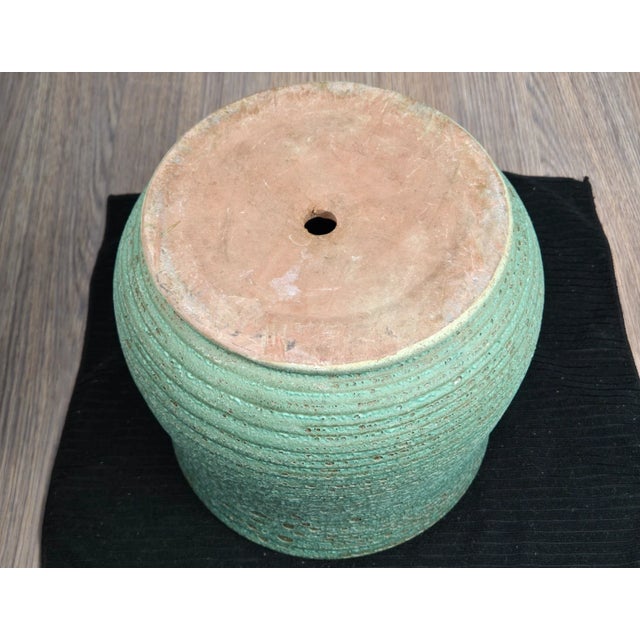 Late 20th Century Ribbed Pottery Planter With Green Volcanic Lava Crater Glaze For Sale - Image 15 of 18