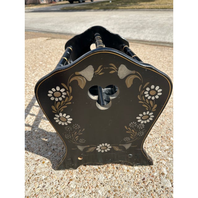 Ethan Allen 1950s Vintage Ethan Allen Solid Wood Hitchcock Magazine Rack For Sale - Image 4 of 7