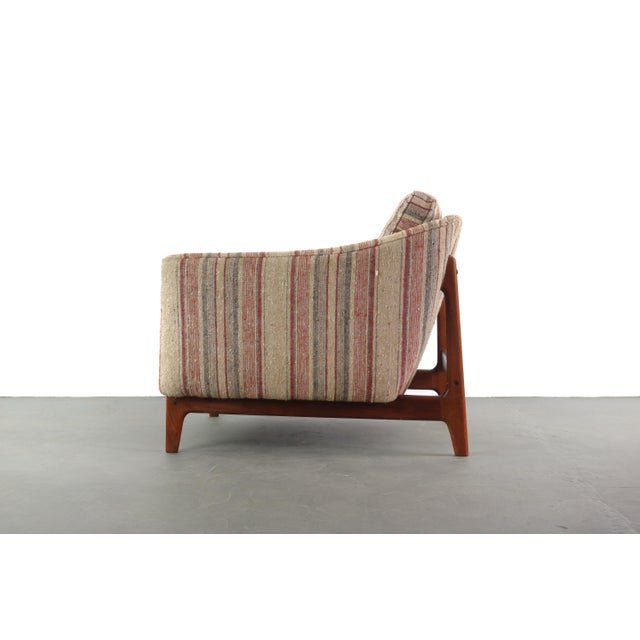 Mid Century Modern Danish Lounge Chair on Walnut Base with Back Detail For Sale In Orlando - Image 6 of 8