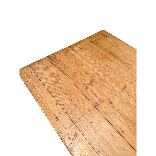 English Pine Coffee Table For Sale In Chicago - Image 6 of 8
