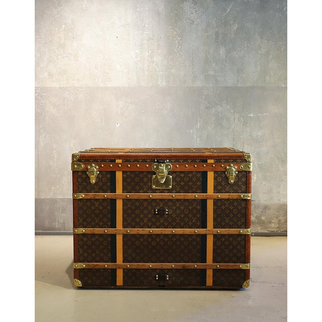 Mail Trunk from Louis Vuitton, 1920s For Sale - Image 15 of 15