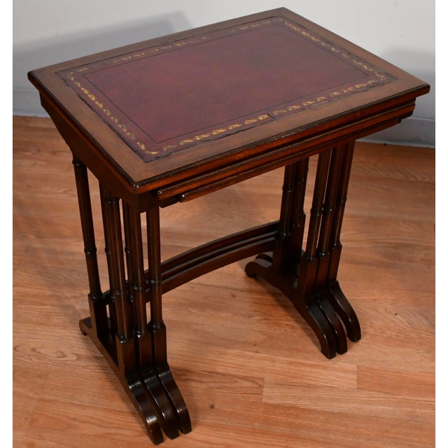 1930s Vintage English Regency Mahogany Wood Leather Top Nesting Tables Tiered Set For Sale - Image 10 of 13
