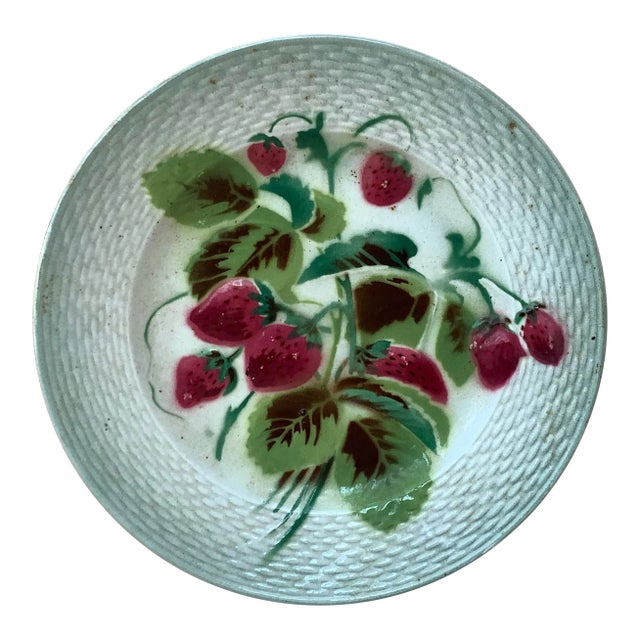 1920s Saint Amand French Majolica Strawberries Plate For Sale