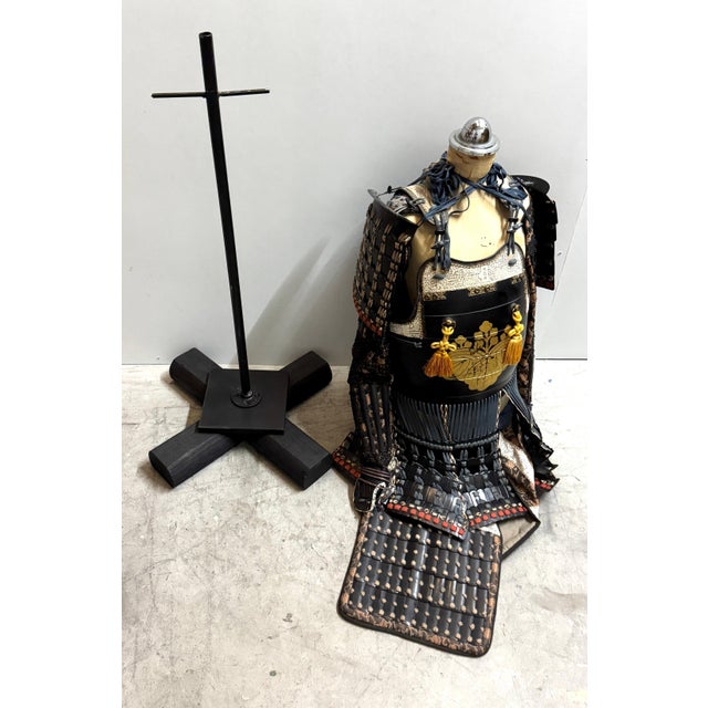 Showa-Period Japanese Samurai Armor (Yoroi), with Paulownia Crest, Post-WWII For Sale - Image 10 of 18