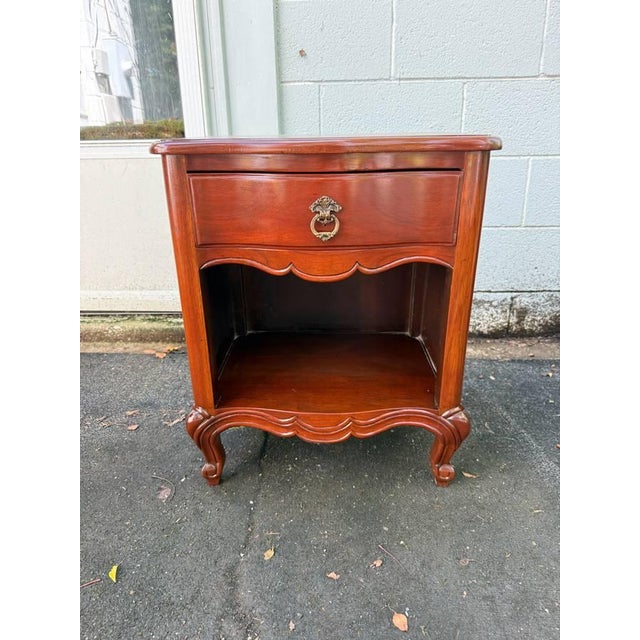 French Provincial Late 20th Century Pair of French Provincial 1 Drawer Nightstands For Sale - Image 3 of 18