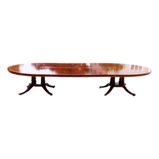 English Regency Mahogany & Satinwood Extendable Dining Table. 1960's. For Sale