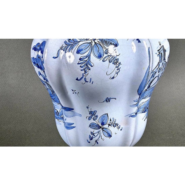 Italian Ceramic Hand-Painted Vase from Cantagalli, 1880s For Sale - Image 6 of 9