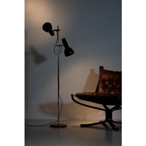 Floor lamp with spotlights made in denmark in the 1970s. The brown spotlights are adjustable. In good vintage condition....