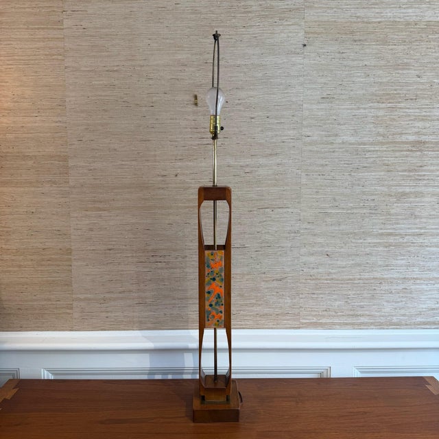Mid Century Modern Modeline Walnut Enamel and Burlwood Table Lamp by John Keal C. 1959 For Sale In Cleveland - Image 6 of 12