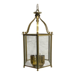 Vintage Lightolier Classic Style Hexagonal Brass Foyer Hanging Pendant Lantern For Sale