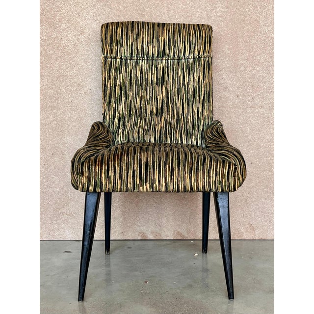 Mid-Century Modern Italian Mid-Century Modern Set of 4 Chair in the Gio Point Style For Sale - Image 3 of 18