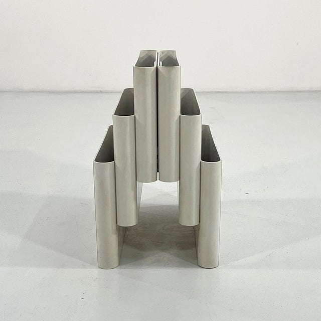 Modern White Magazine Rack by Giotto Stoppino for Kartell, 1970s For Sale - Image 3 of 7