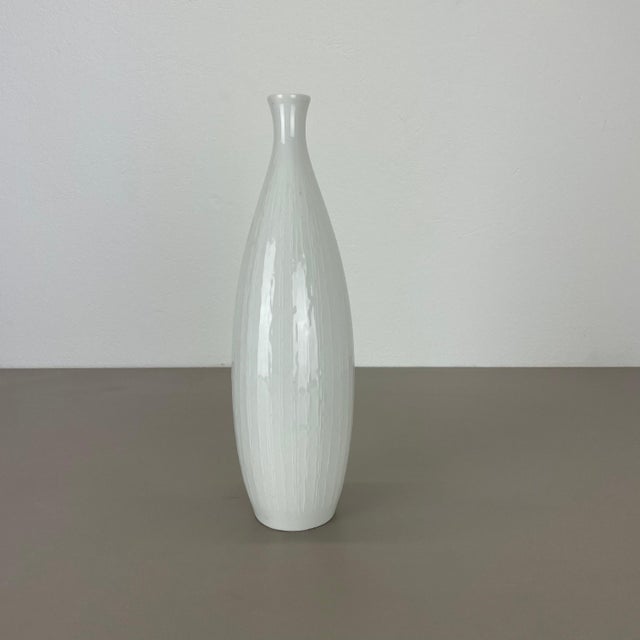 Article: op art porcelain vase producer: hutschenreuther, germany designer: heinrich fuchs decade: 1970s : this original...