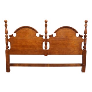 Thomasville Furniture Fisher Park Collection King Size Headboard 21611-436 For Sale